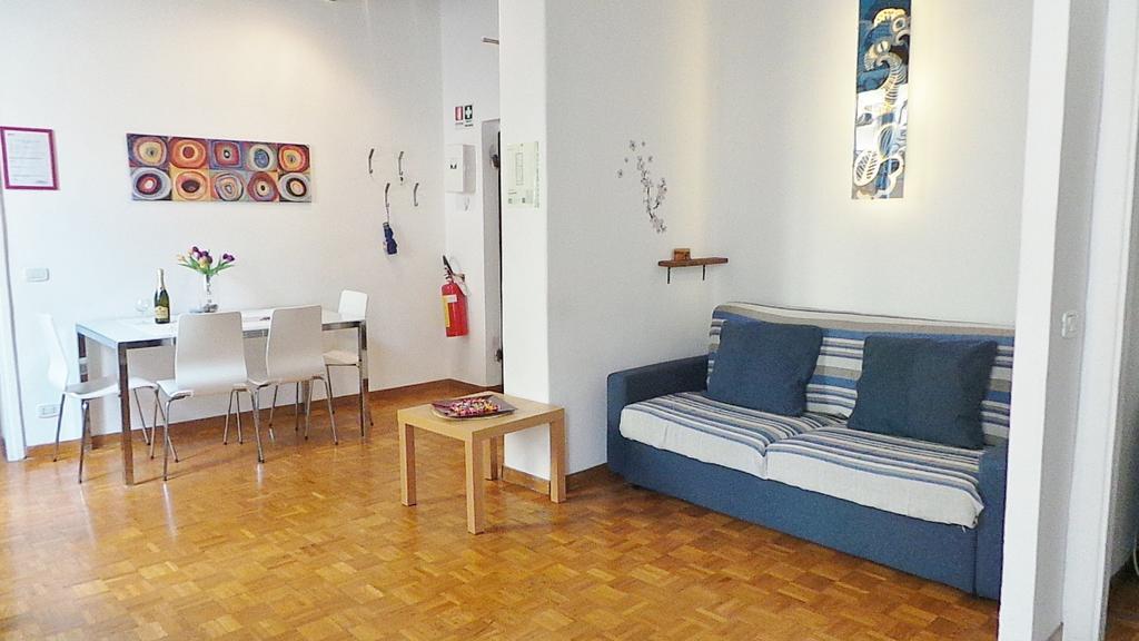 Casa Tua A Monti Apartment โรม ภายนอก รูปภาพ