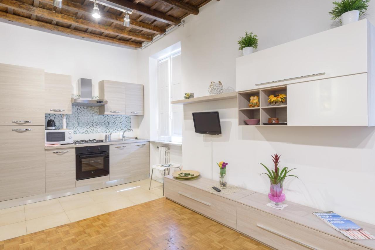 Casa Tua A Monti Apartment โรม ห้อง รูปภาพ